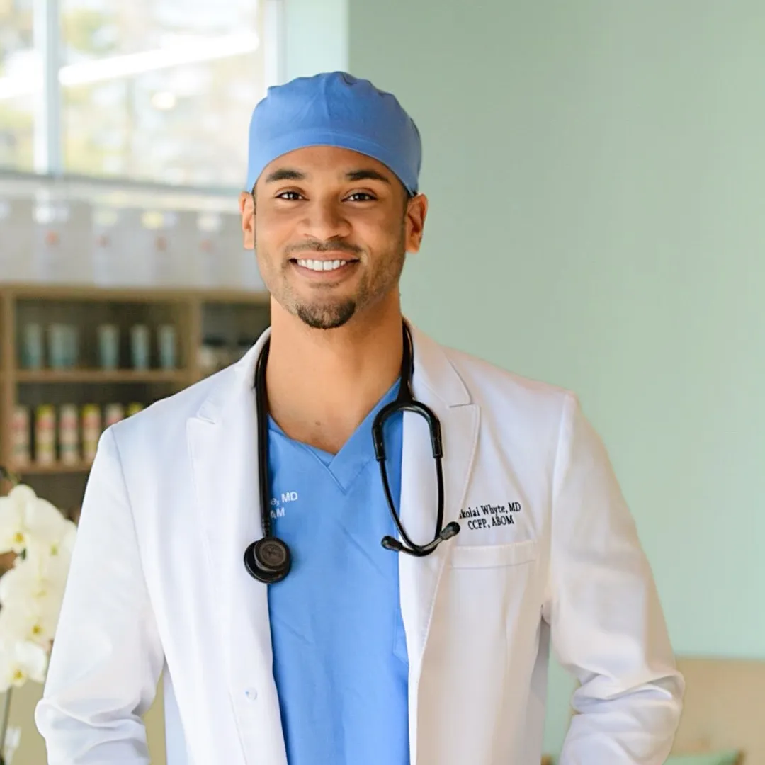 nik whyte medical physician – aesthetic medicine